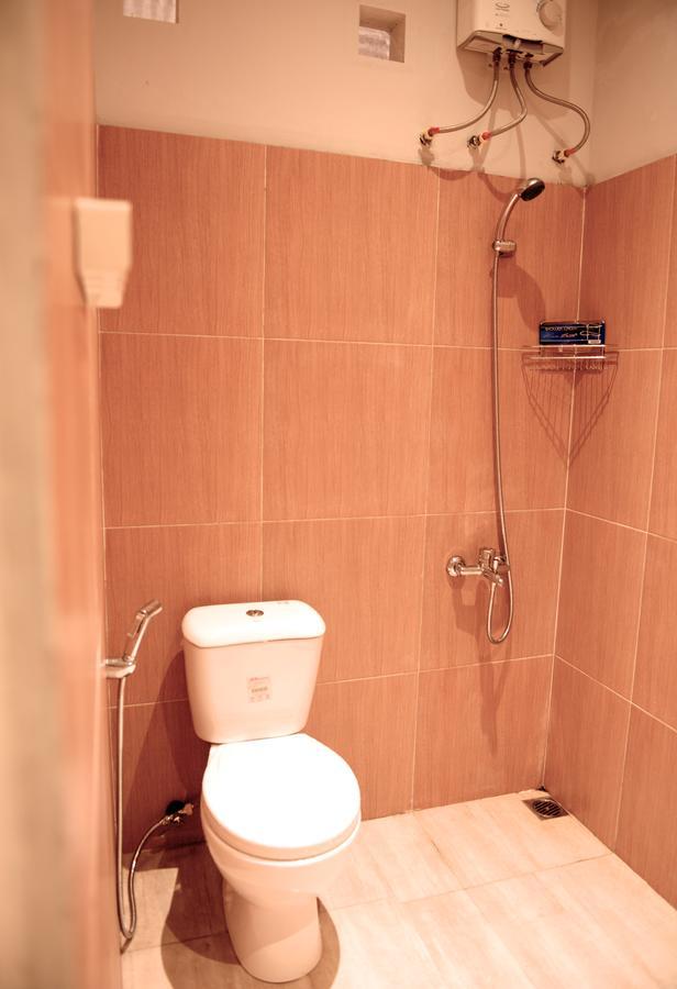 Huning House - 5 Bedrooms Пурвокерто Экстерьер фото